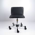 Czarne krzesła tapicerowane z winylu ESD stosowane w przemyśle elektronicznym dostawca
