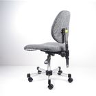 Ergonomiczne krzesła z szarej tkaniny do stołów warsztatowych Regulowane duże krzesła laboratoryjne z tyłu dostawca