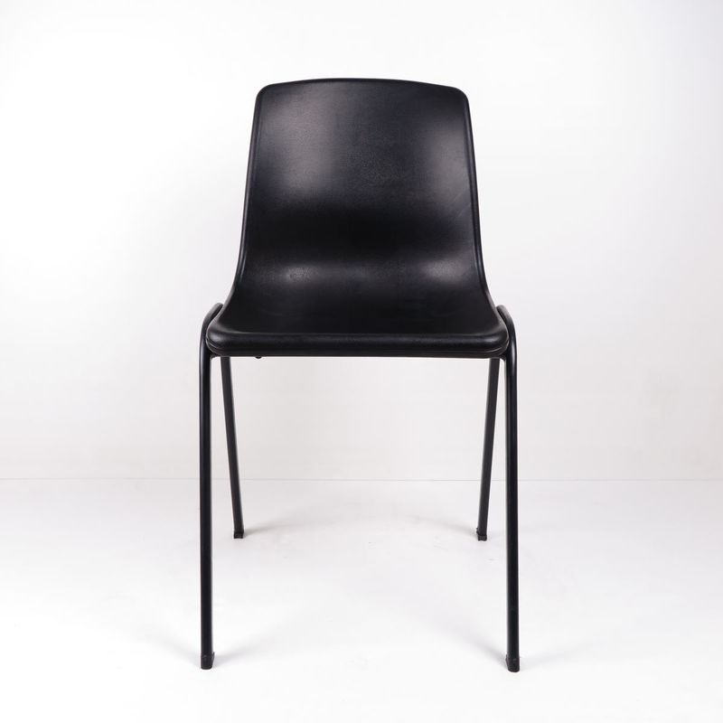 Czarne plastikowe ergonomiczne krzesła ESD Stalowe stojaki do obsługi siedzeń Tanie ceny dostawca